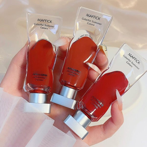 MAFFICK Ice Cube Velvet Lip Glaze Moisturizing Non-drying Lip Gloss Not Easy to Stick Lipstick Manufacturer Wholesale OEM Private Label